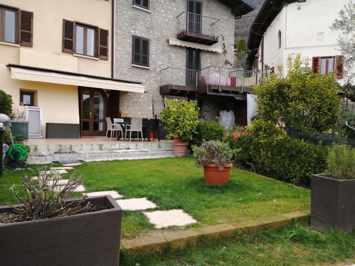Agora' Home Gardone Riviera Extérieur photo