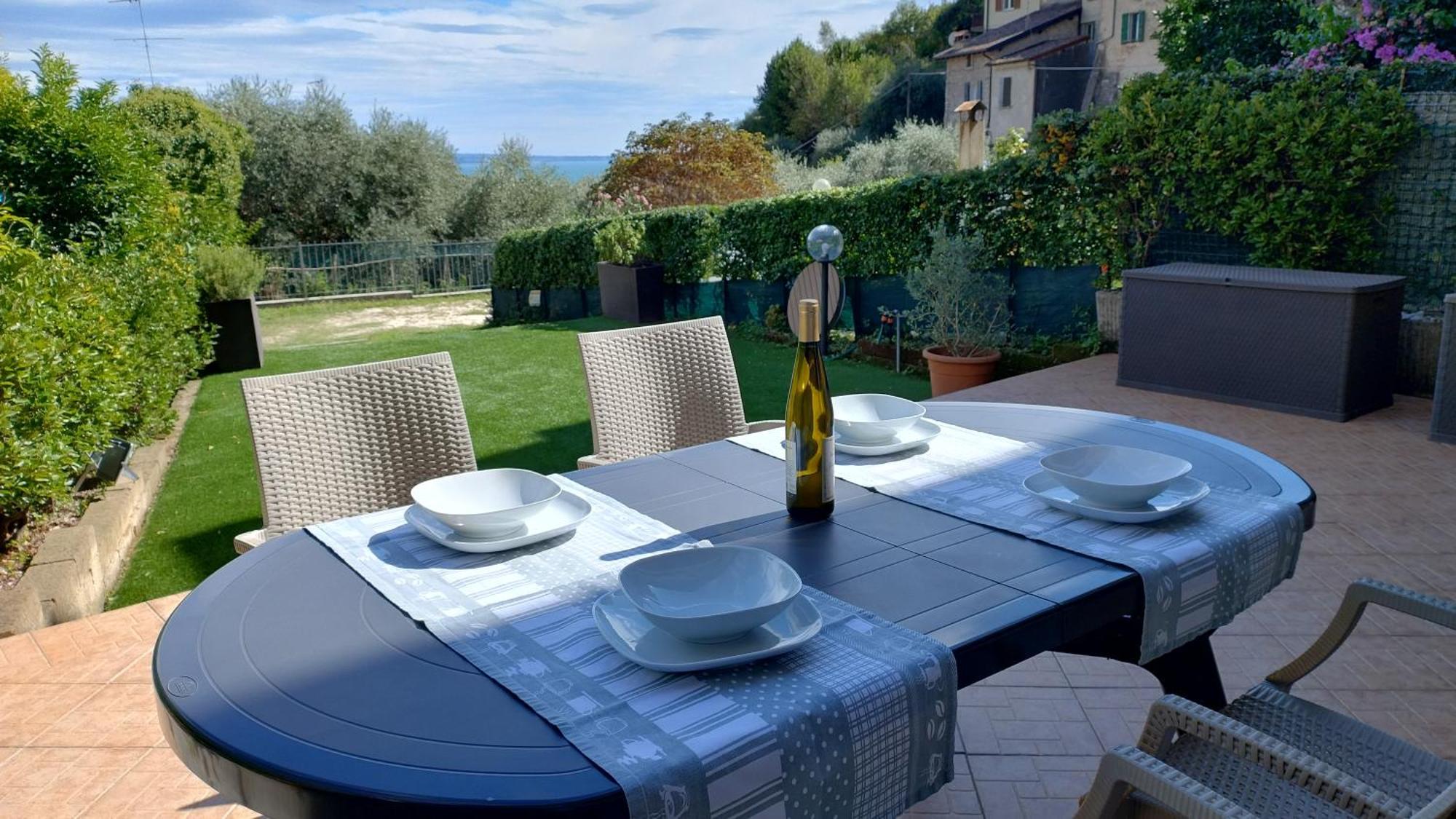 Agora' Home Gardone Riviera Extérieur photo